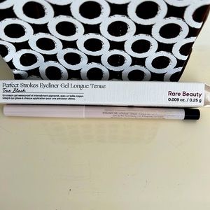 Rare Beauty: Perfect Strokes Eyeliner Gel Longue Tenue color: BLACK